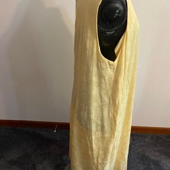 Lady Dorby Yellow sleeveless dress, size 24W - Picture 4 of 5